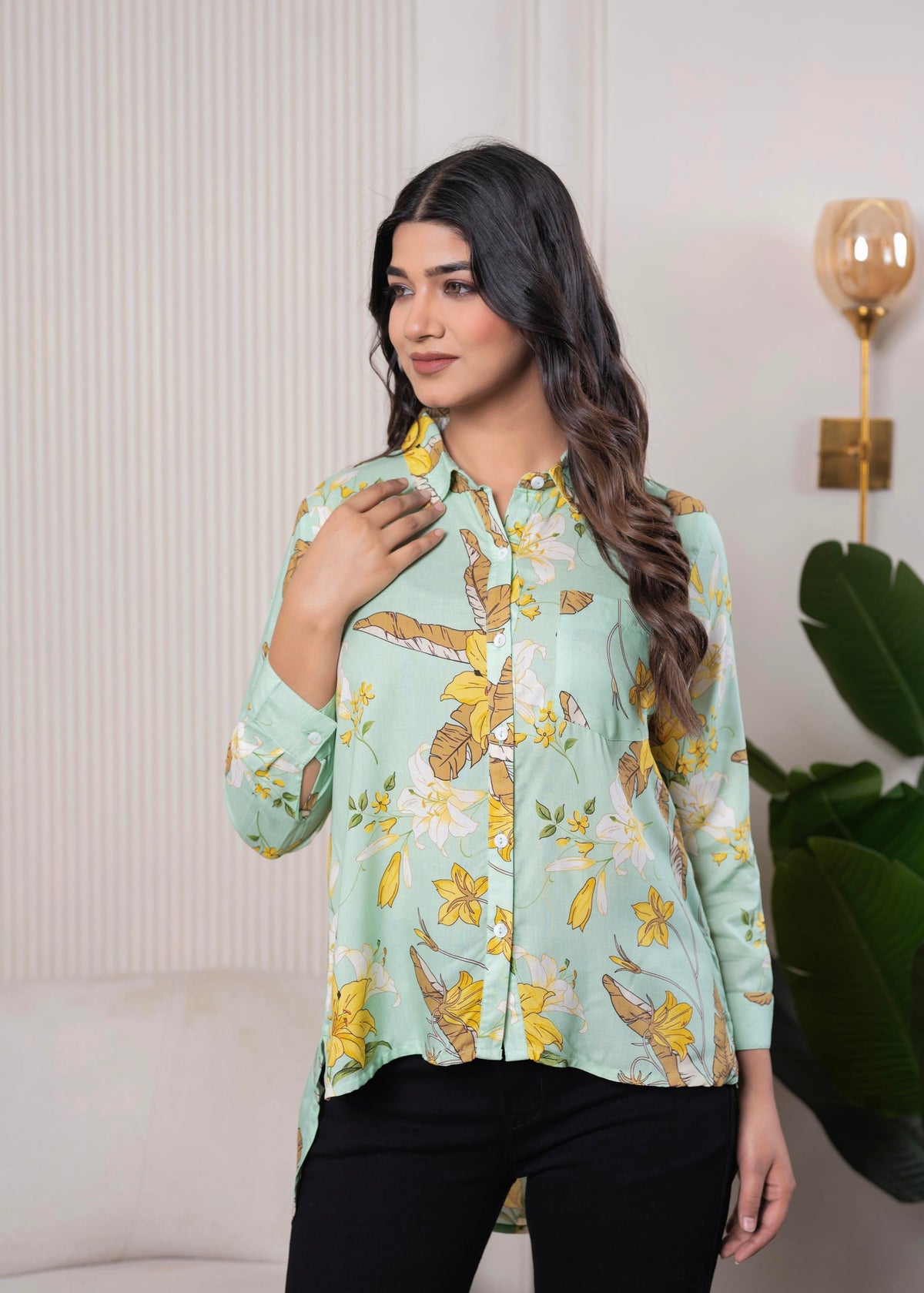 Juniper Lamora Mint Green Floral Print Long Sleeve Button-Down Shirt - Distacart