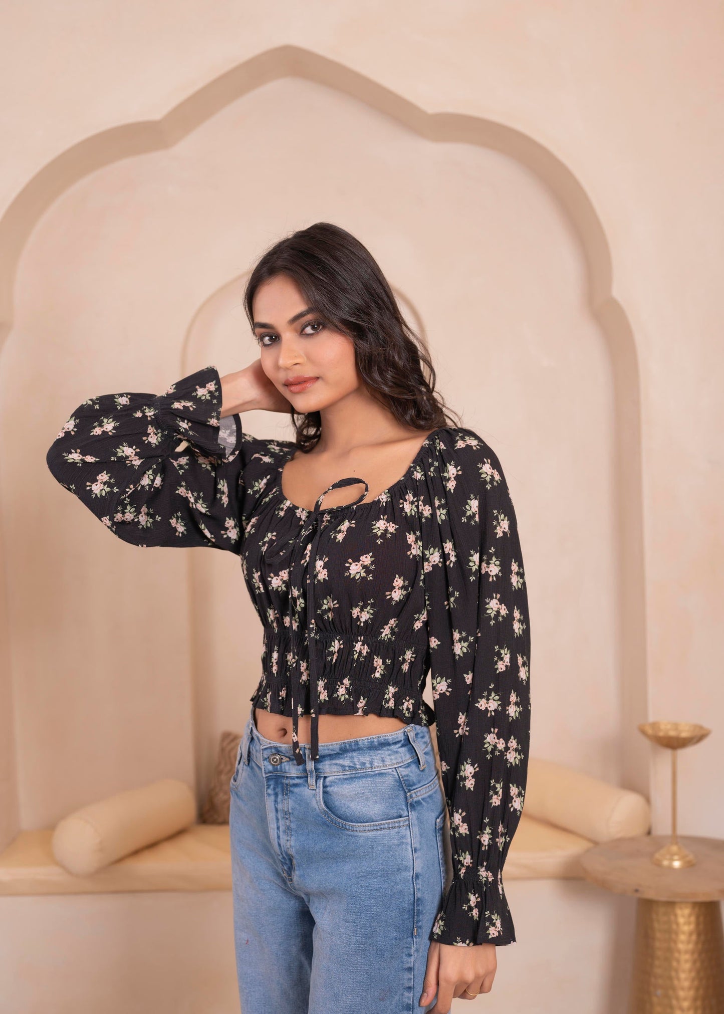 Juniper Lamora Black Floral Smocked Crop Top - Distacart