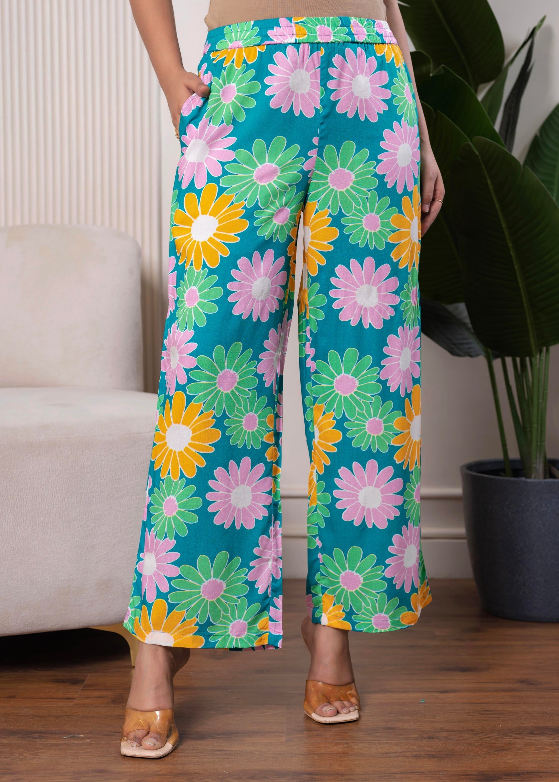 Juniper Lamora Tropical Daisy Co-Ord Set - Distacart