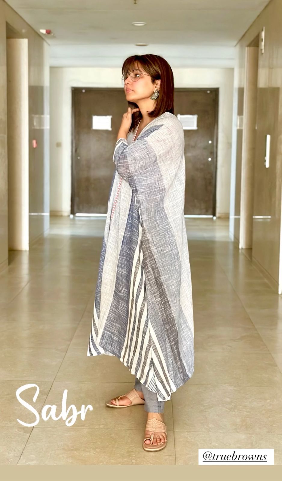 trueBrowns Off-White Cotton Multi Stripe Flared Kurta Set - Distacart