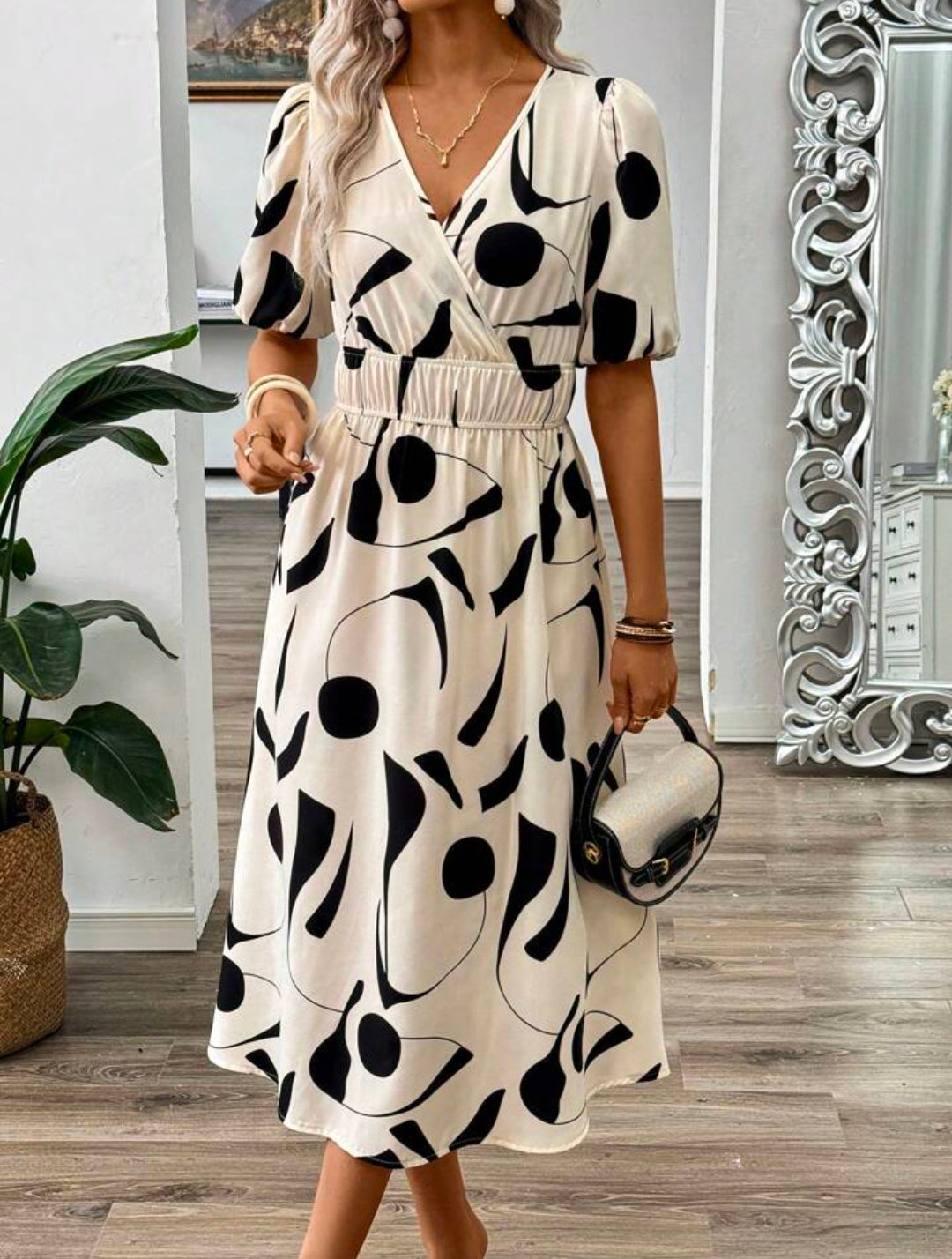 Pimu Style Short Sleeve Dress - White