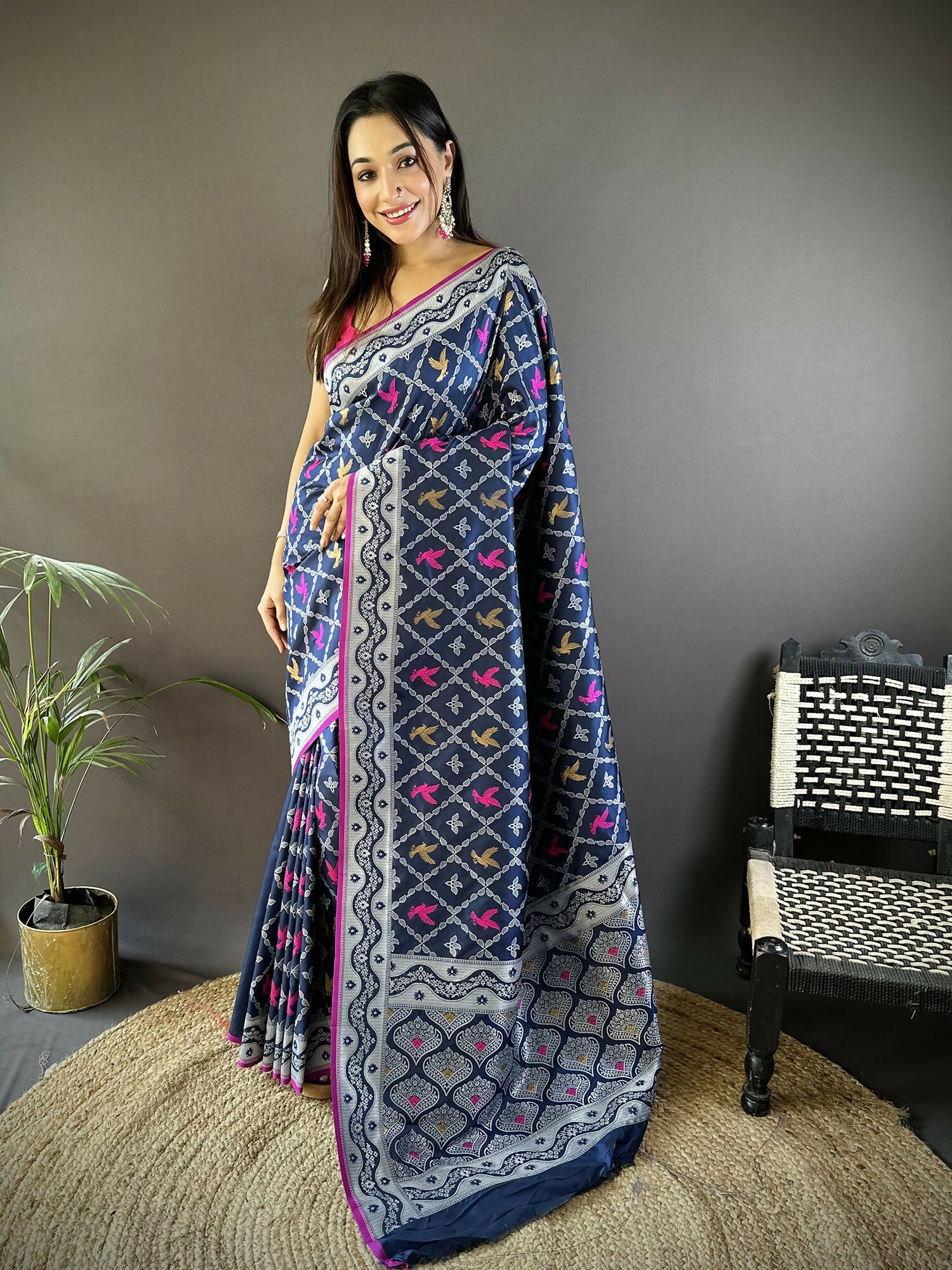 Joban Fashion Royal Blue Jacquard Woven Pattern Lichi Soft Silk Banarasi Saree - Dista