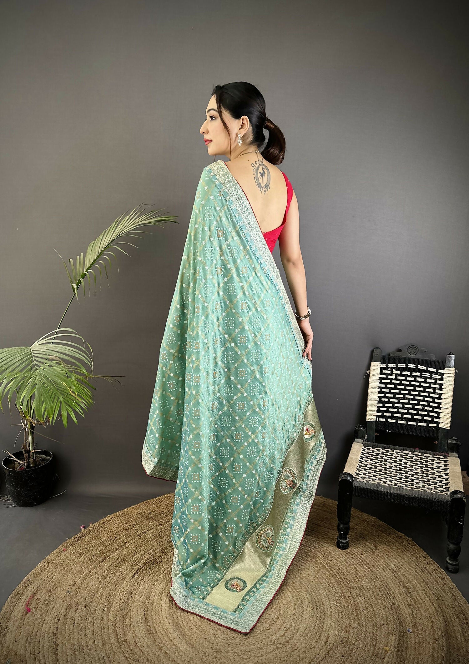 Joban Fashion Sea Green Bandhej Bandhani Vichitra Silk Bandhani Prints Saree