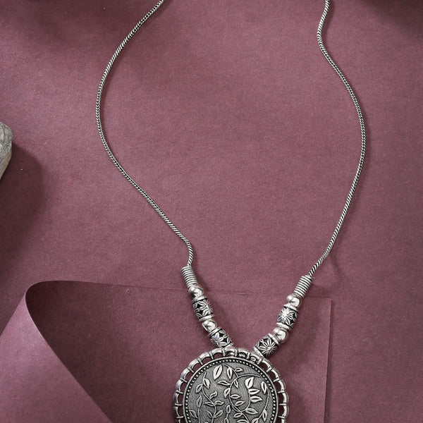 NVR Women's Silver-Toned Circular Shape Pendant with Chain - Distacart