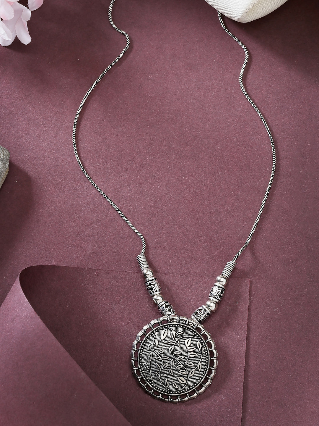 NVR Women's Silver-Toned Circular Shape Pendant with Chain - Distacart