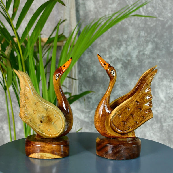 Sowpeace Pair of Wooden handcarved swan