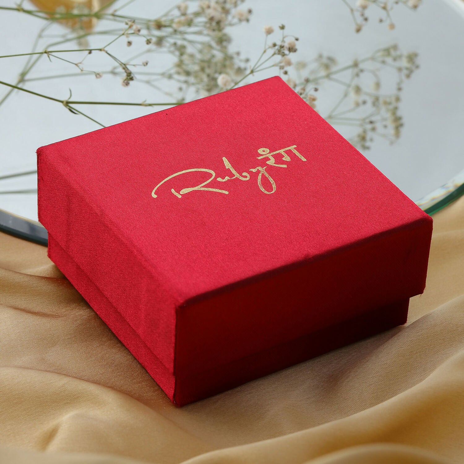 Boat Shaped Earrings with Diamond in Gold (Gold) - Ruby Raang - Distacart