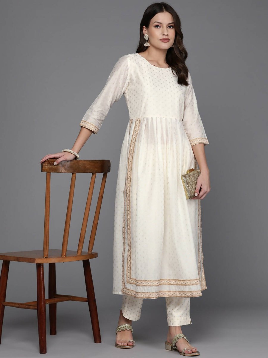 Ahalyaa Women Printed Pleated Kurta with Trousers - Off White Color - Distacart
