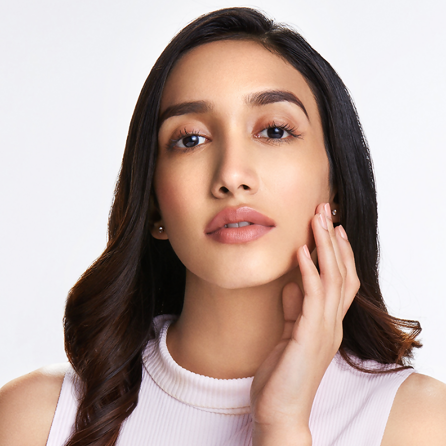 Lakme Absolute Fresh Life Essence - Distacart