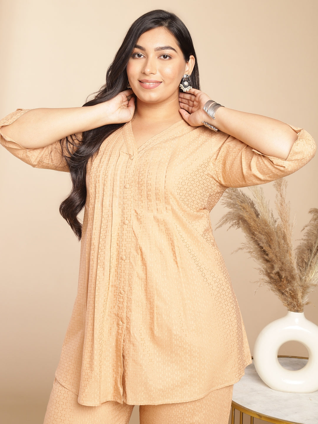 Janasya Pleated Jacquard Peach Self Design V-Neck Co-Ords - Distacart