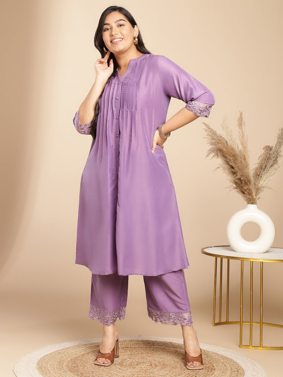 Janasya Pleated Muslin Lavender Embroidered V-Neck with Band Collar Kurta & Bottom - Distacart