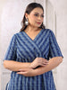 Janasya Dark Cotton Geometric Straight Kurta - Distacart