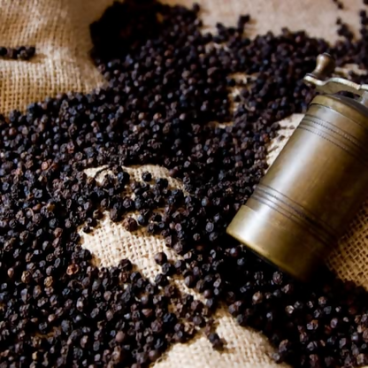 Village-Organica Black Pepper Whole - Dista
