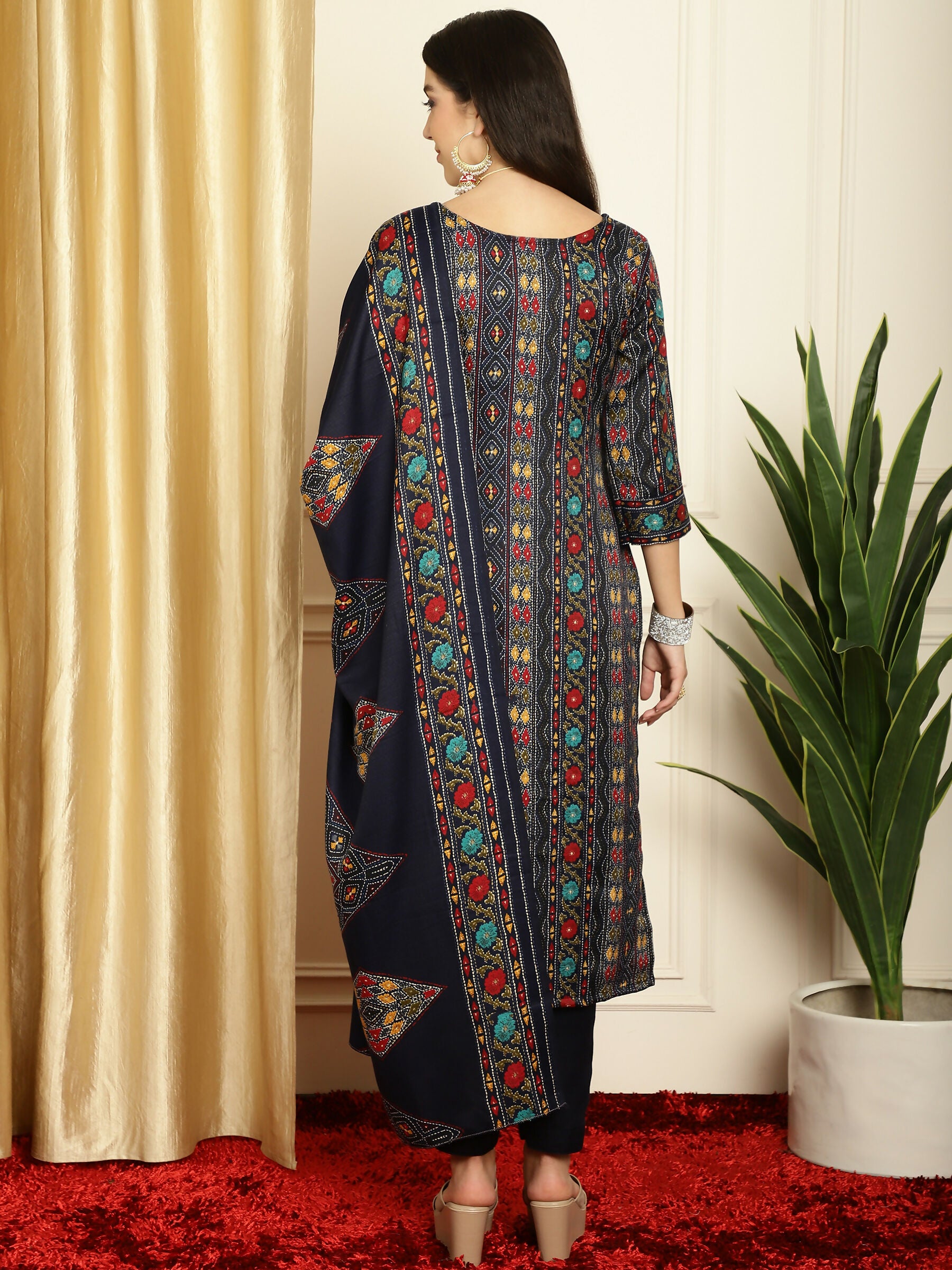 Jyoti Fashion Women's Navy Blue Pashmina Floral Digital Printed Kurta with Trouser & Dupatta - Distacart