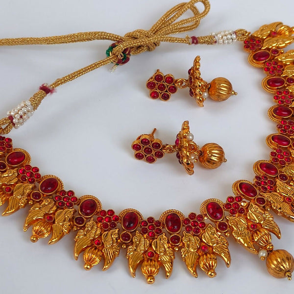 Kemp Peacock Pink Necklace Set - Distacart