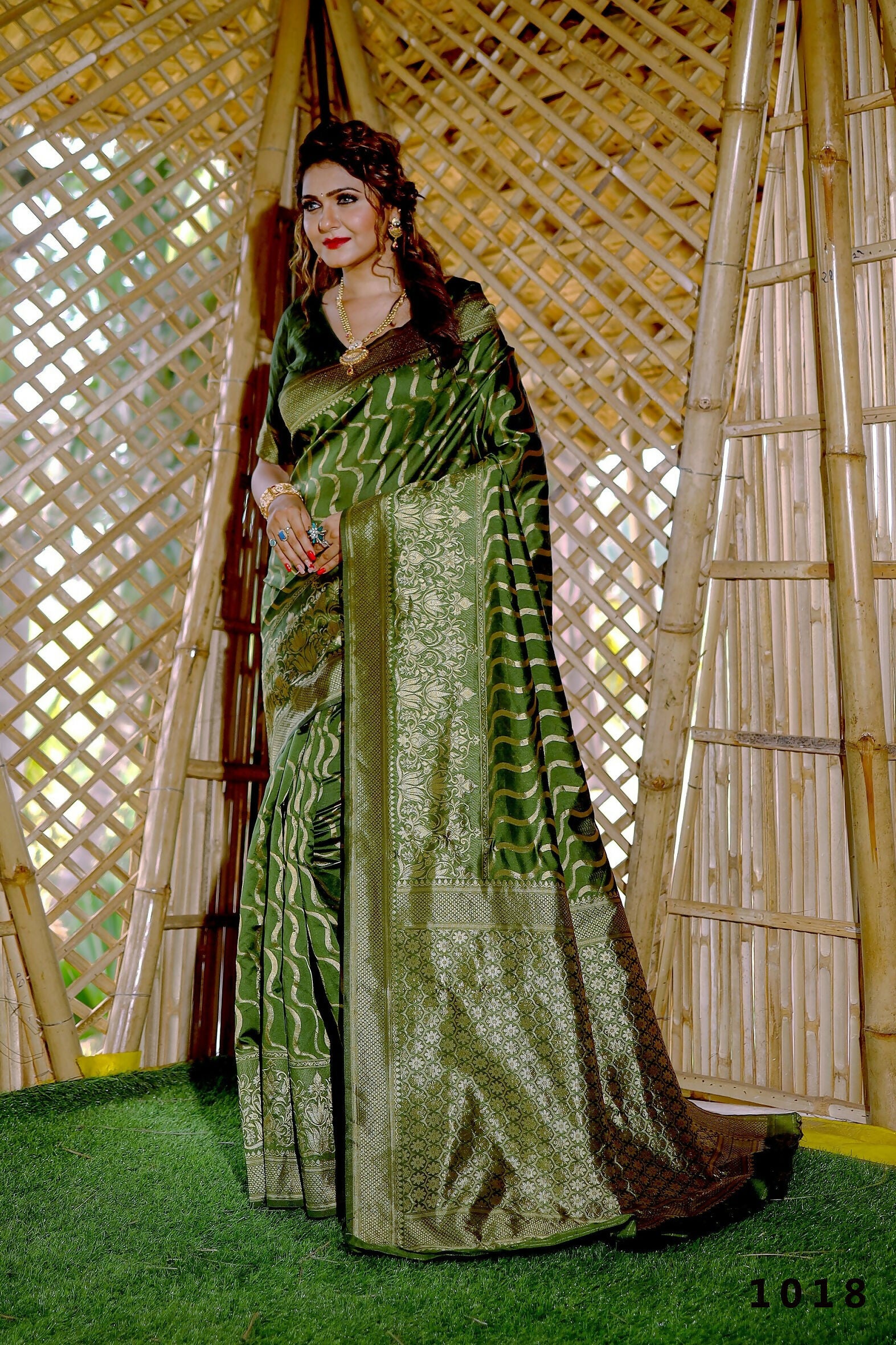 Partywear Designer Mendi Banarasi Silk Fancy Saree - Starwalk - Distacart
