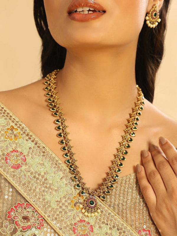 Nuyug 18K Gold Plated Temple Bliss Minimal Necklace Set