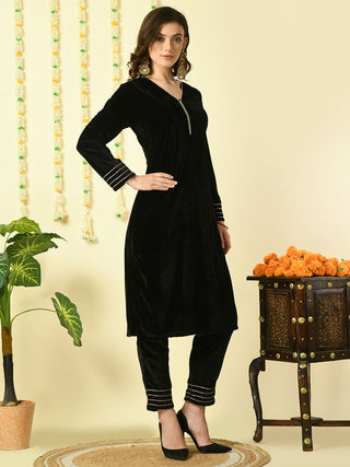 Myshka Women's Black Velvet Kurta With Trousers Party Sets - Distacart