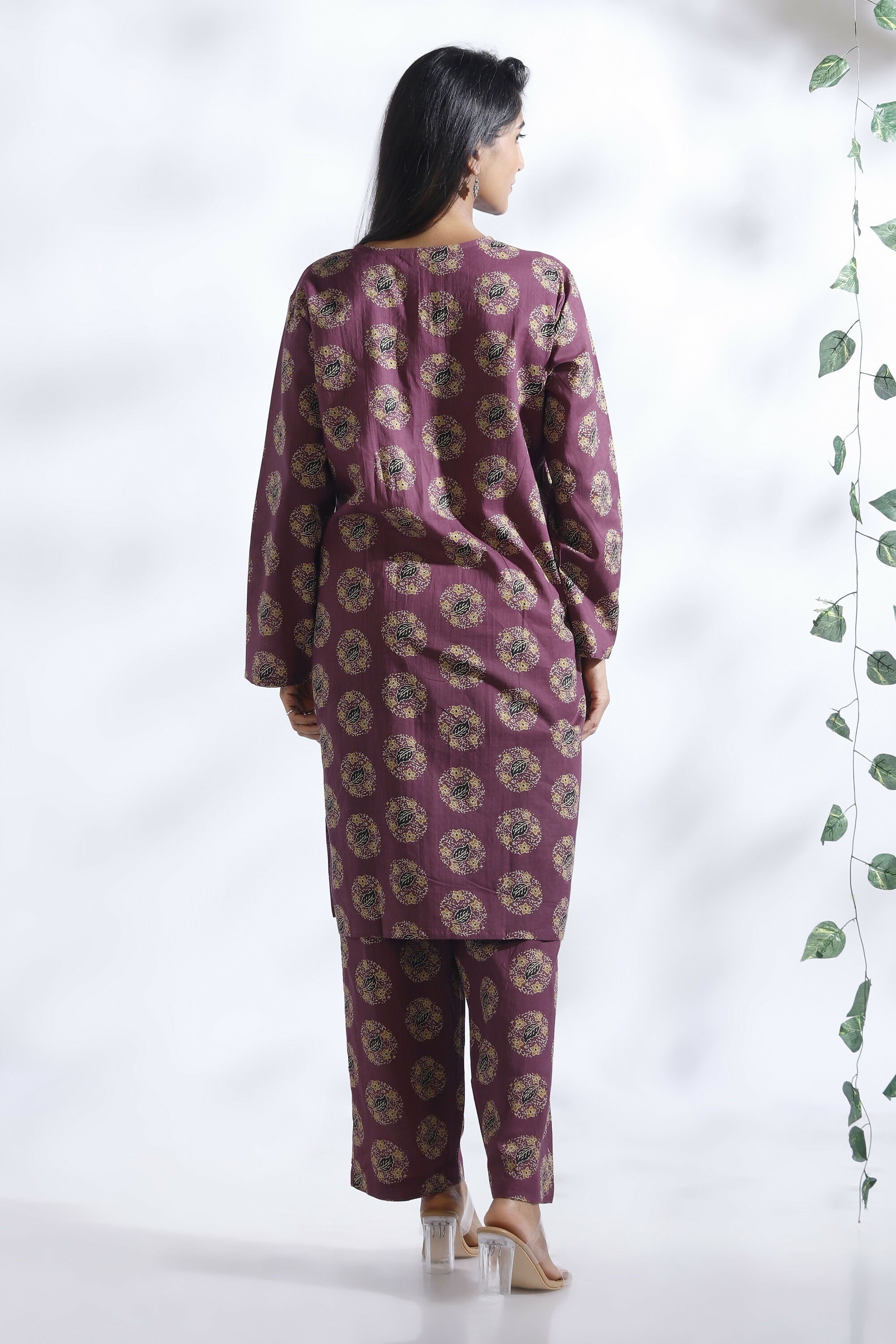 Breathables Wine Butta Print Cotton Kurta & Pants Set - Dista