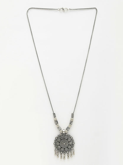 NVR Women's Silver-Toned Floral Shape Pendant with Chain - Distacart