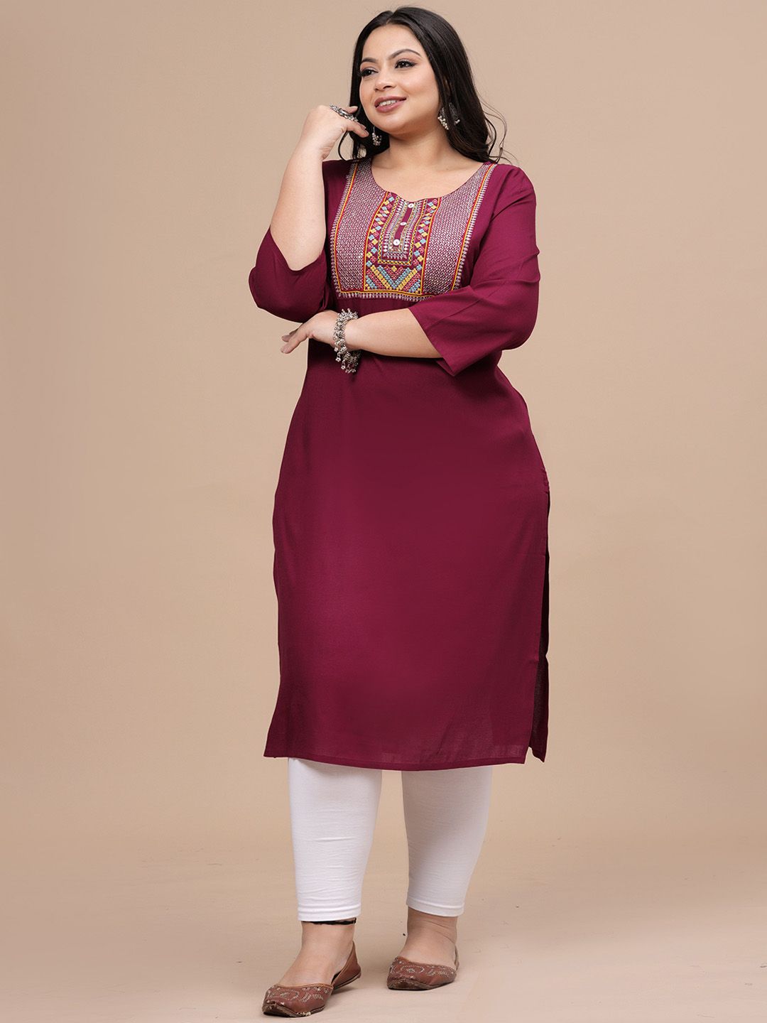 Sztori Women Ethnic Motifs Thread Work Kurta - Distacart