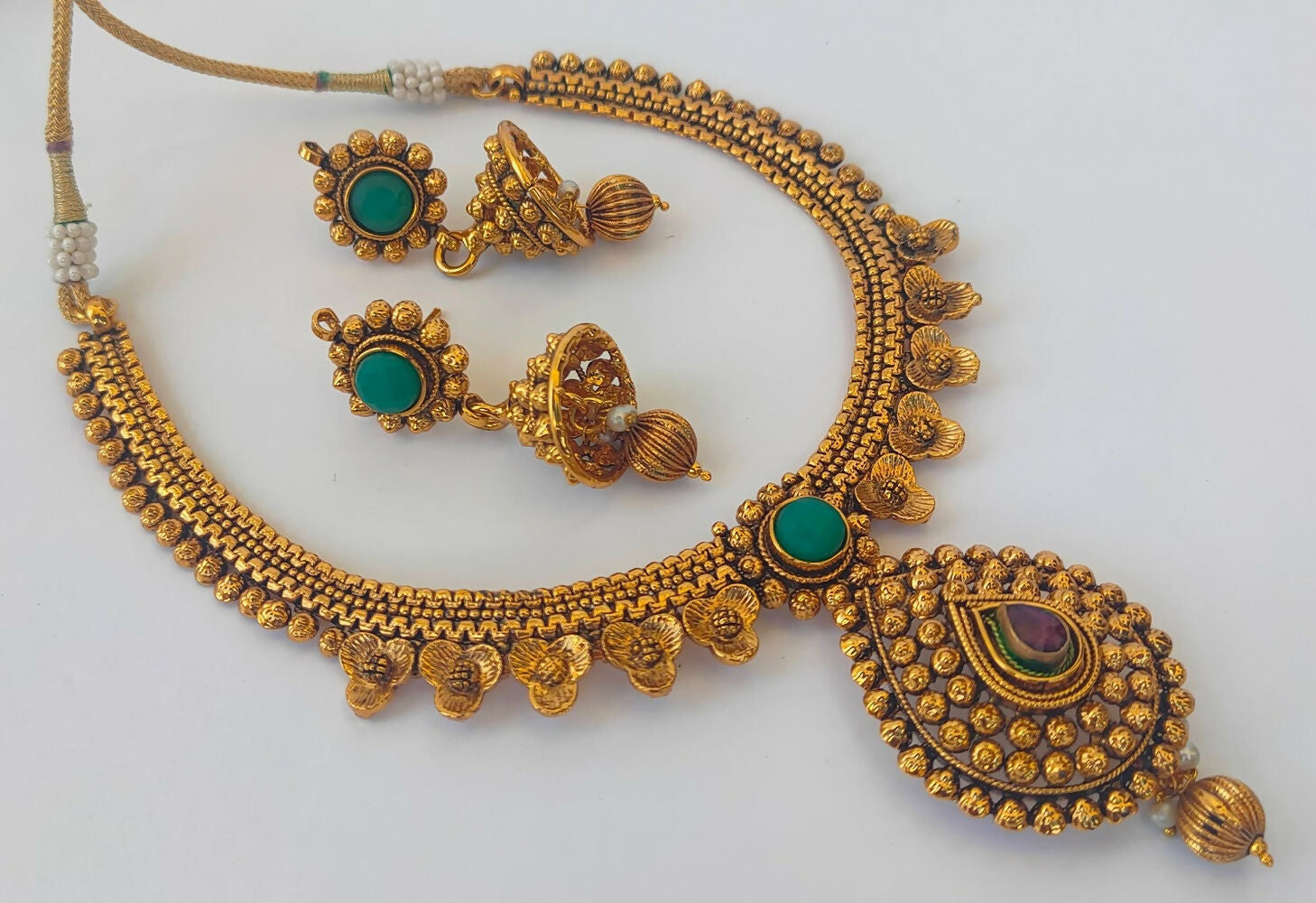 Multicolor Antique Necklace With Earrings - Distacart