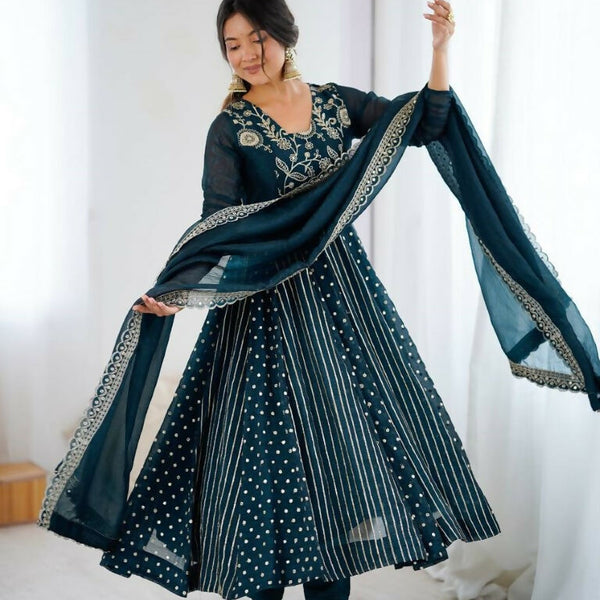 Teeya Creation Teal Color Heavy Crunchy Silk Embroidery Work Gown
