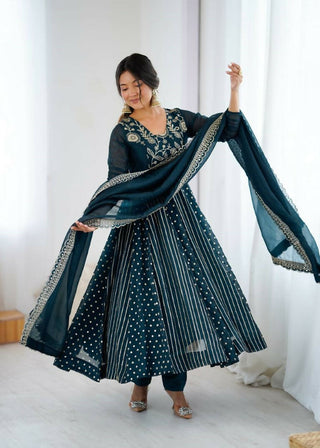 Teeya Creation Teal Color Heavy Crunchy Silk Embroidery Work Gown
