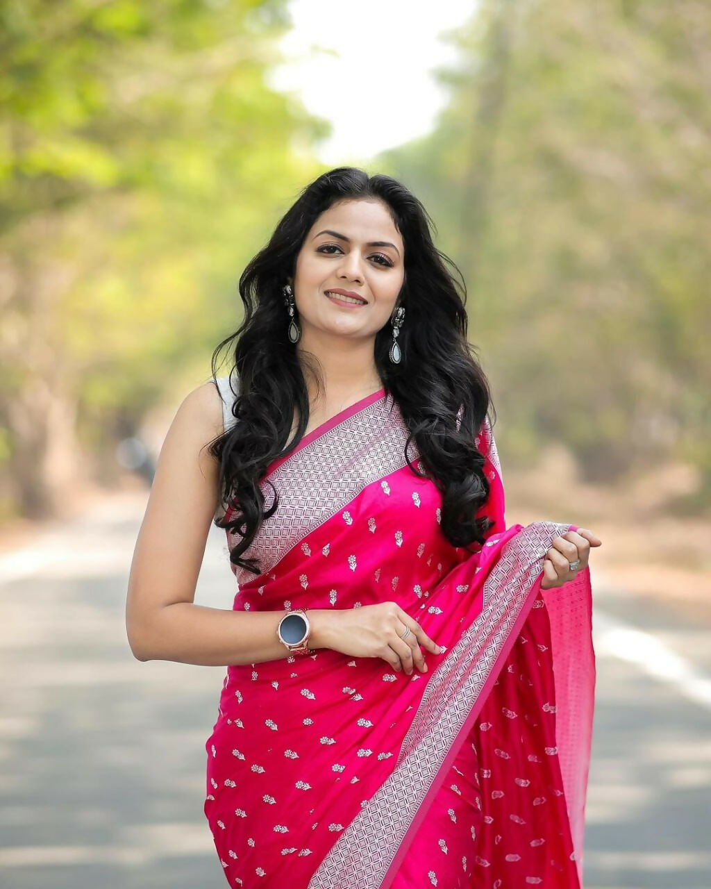 Preksha Creation Banarasi Red Saree With Zari Work - Distacart