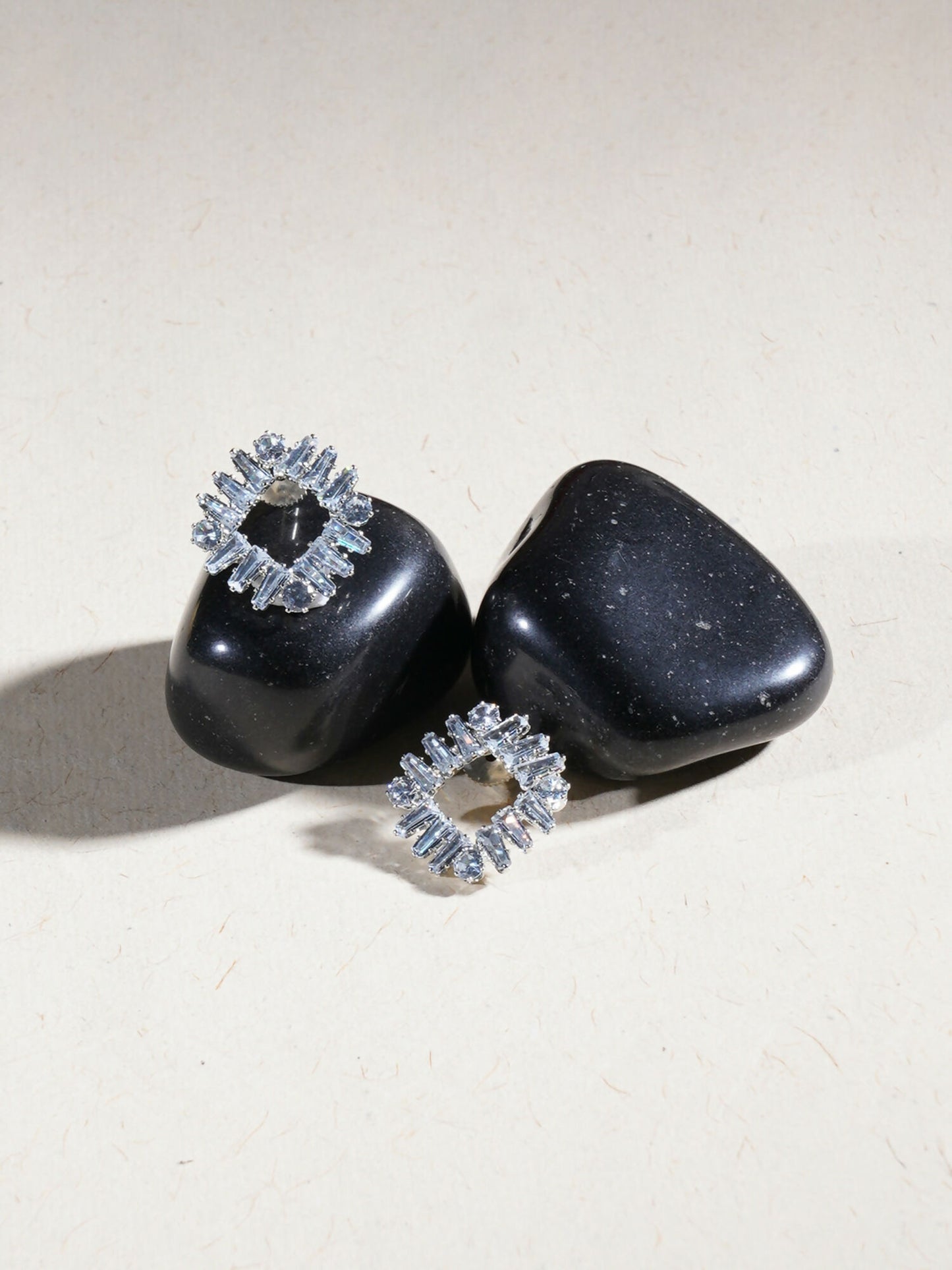 stone stud (white) - Ruby Raang - Distacart