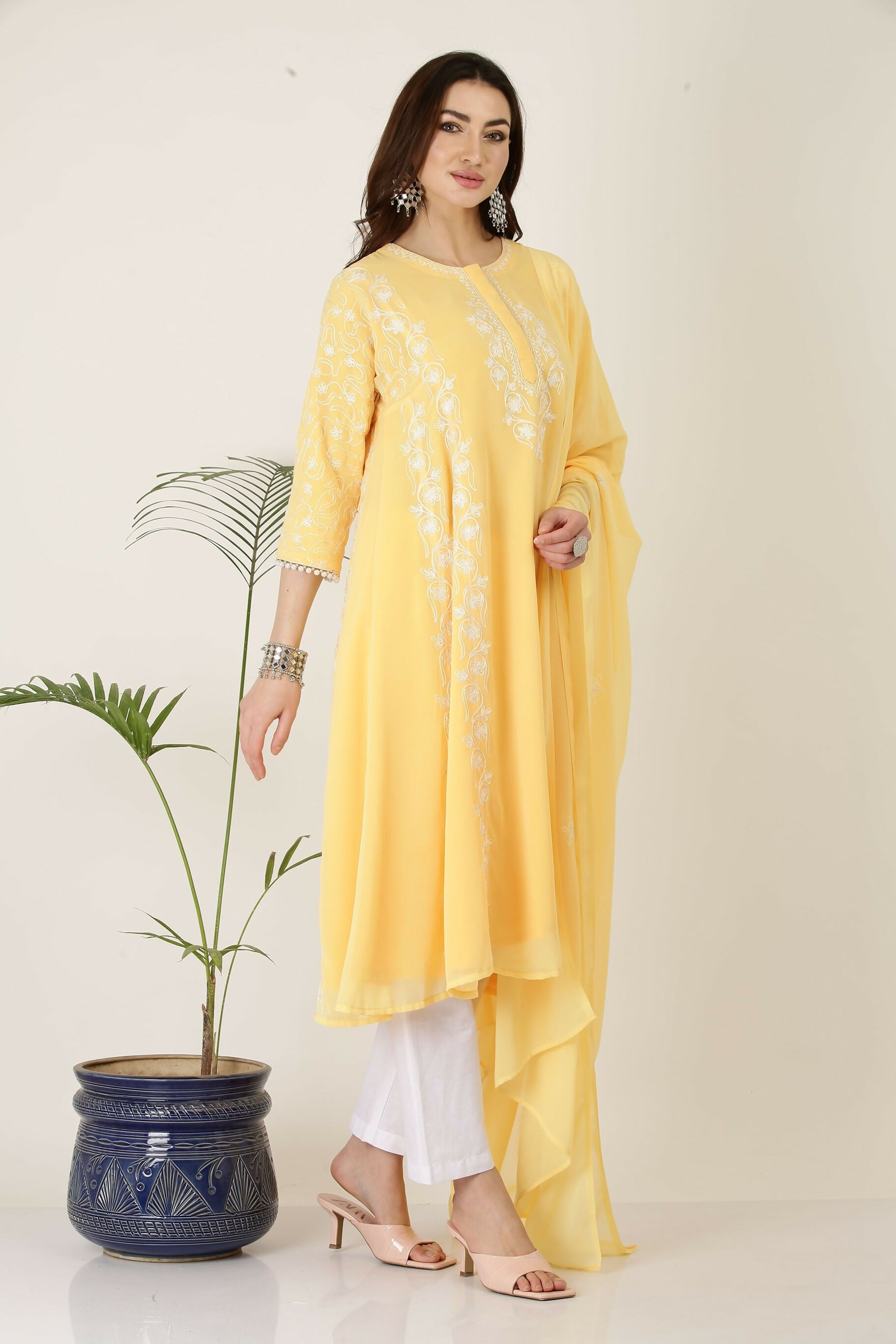Joban Fashion Yellow&White Georgette Kurta Set