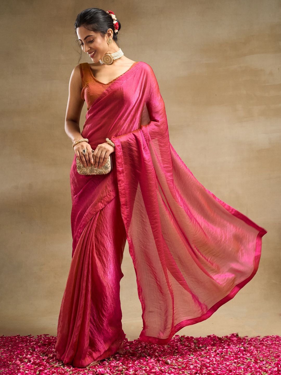 kasee Solid Saree - Distacart