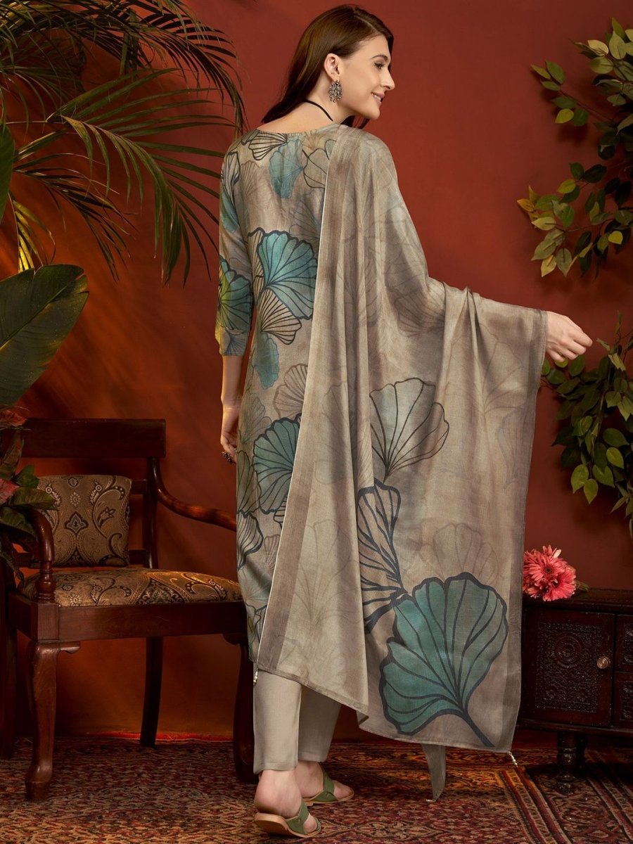 Anouk Floral Embroidered Zardozi Pure Silk Straight Kurta With Trousers & Dupatta