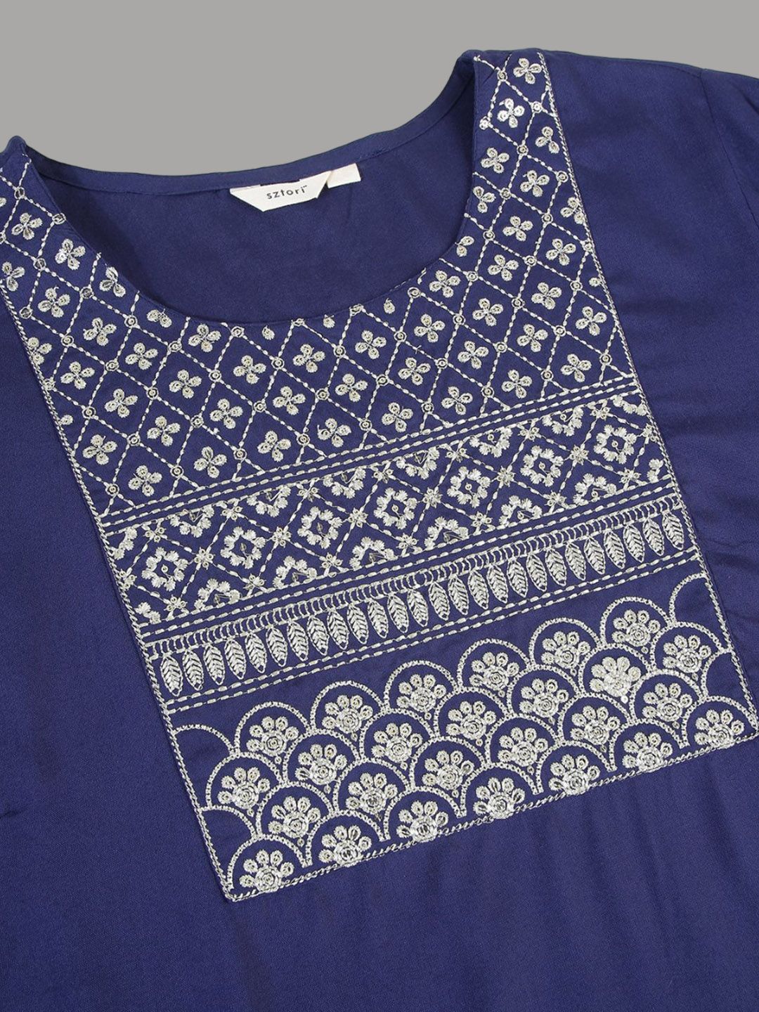 Sztori Floral Embroidered Yoke Design Thread Work Straight Kurta