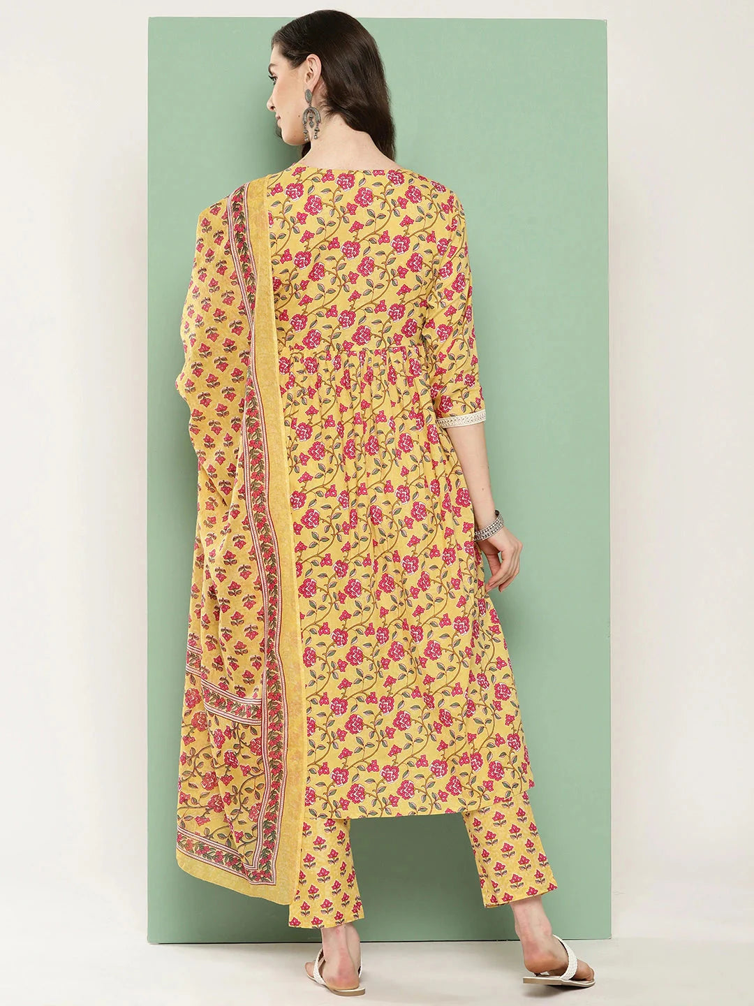 Yufta Yellow Floral Printed Regular Pure Cotton Kurta with Trousers & With Dupatta Set
