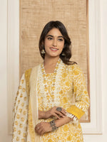 Thumbnail for Yufta Yellow Floral_Print Cotton Straight Tassel Work Kurta And Trousers With Dupatta - Distacart