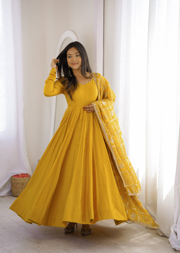 Lorenvalley Fashion Yellow Roman Chanderi Silk 16 Kali Anarkali Gown Pants with Dupatta - Dista