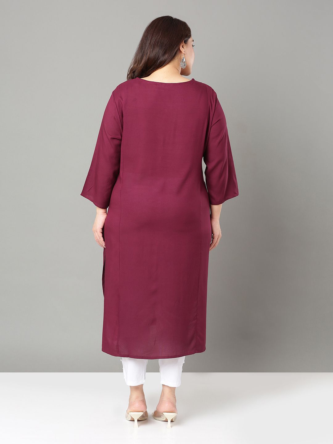 Sztori Plus Size Floral Yoke Design Mirror Work Straight Kurta