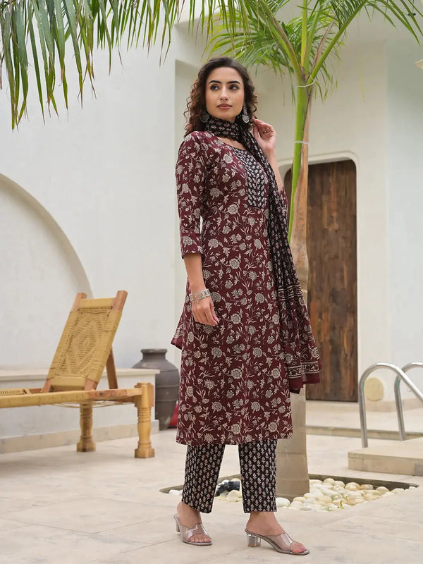 Yufta Yufta Piping On Yoke Floral Print Maroon Cotton Kurta Set With Dupatta Set