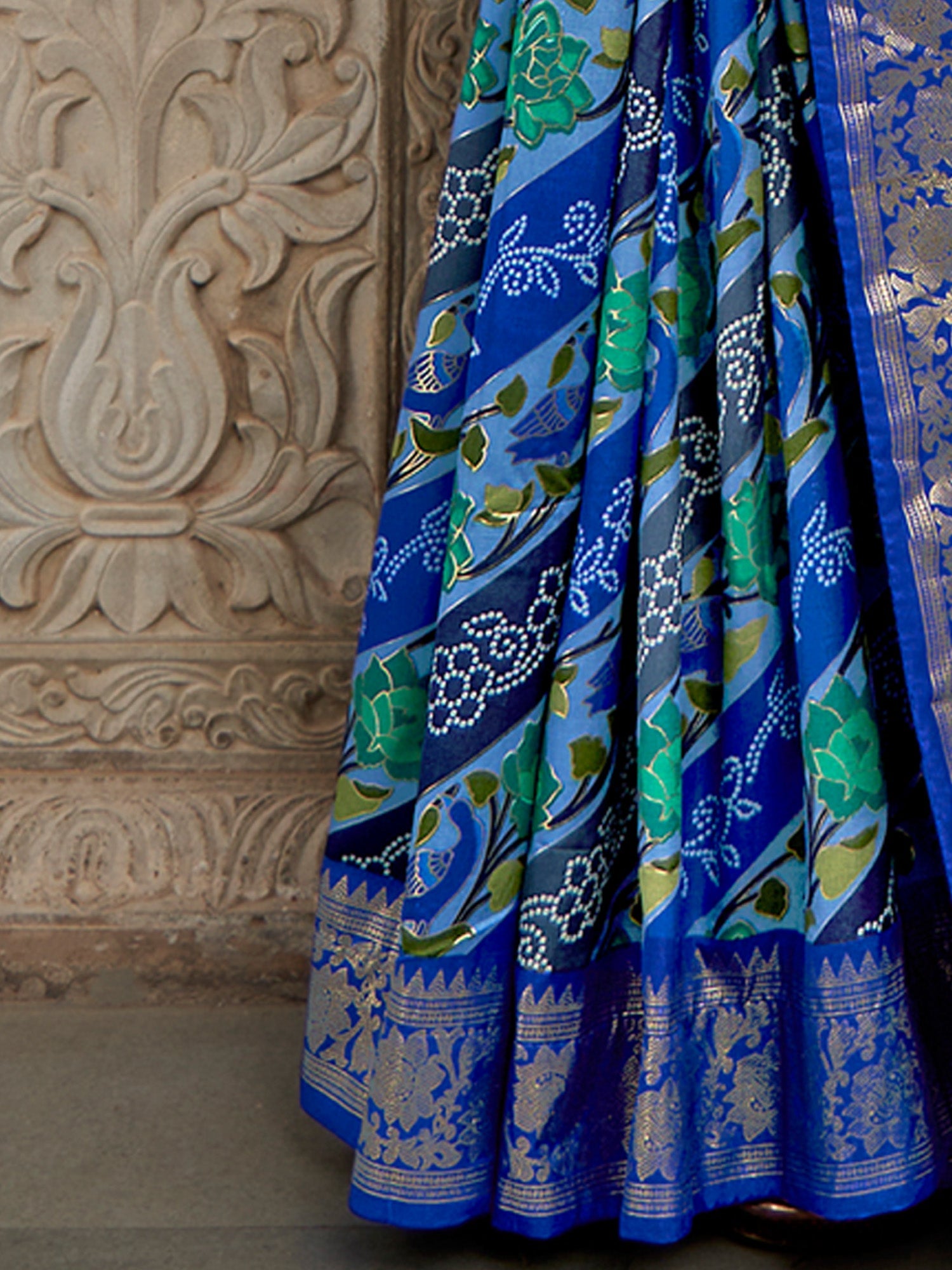 NOZ2TOZ Women's Tussar Silk Blue Printed Designer Saree With Blouse Piece - Distacart