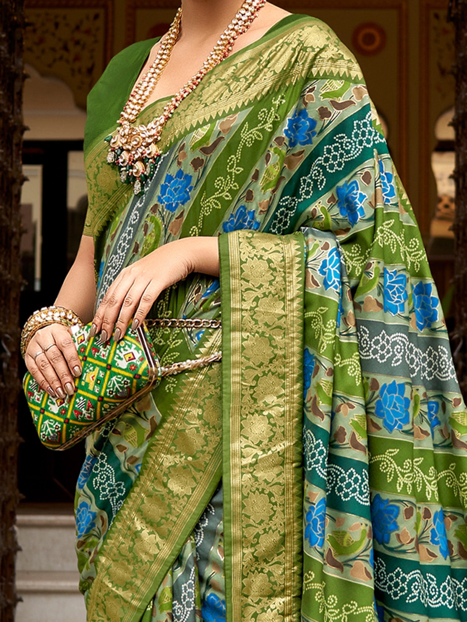 NOZ2TOZ Women's Tussar Silk Light Green Printed Designer Saree With Blouse Piece - Distacart