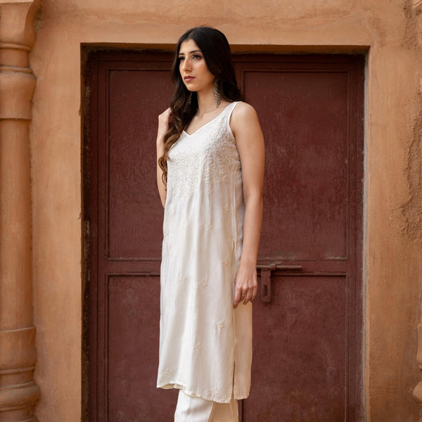 Zibaa Ivory Muslin Chikankari Co-ord Set