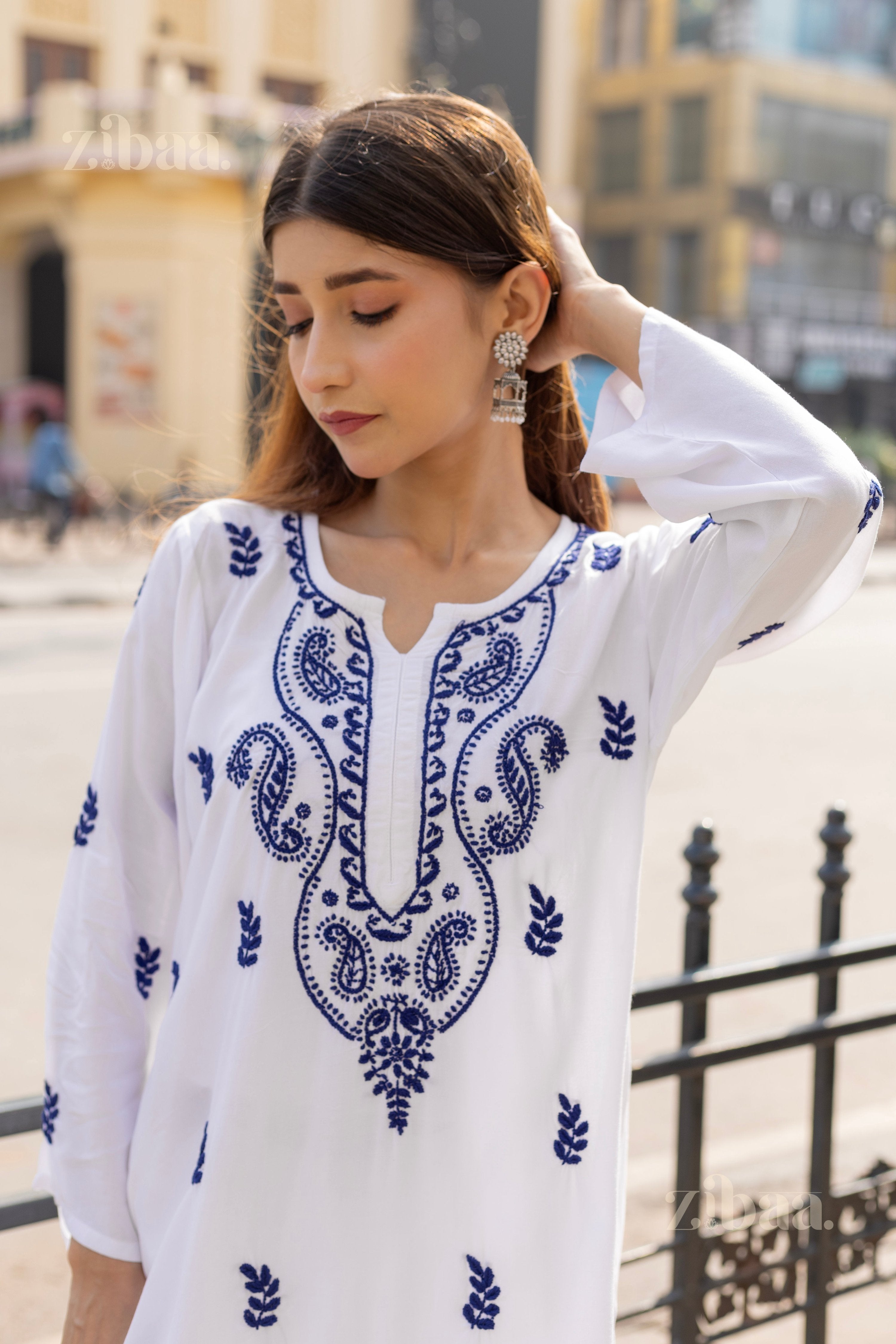 Zibaa Rayon White Chikankari Kurti with small motifs