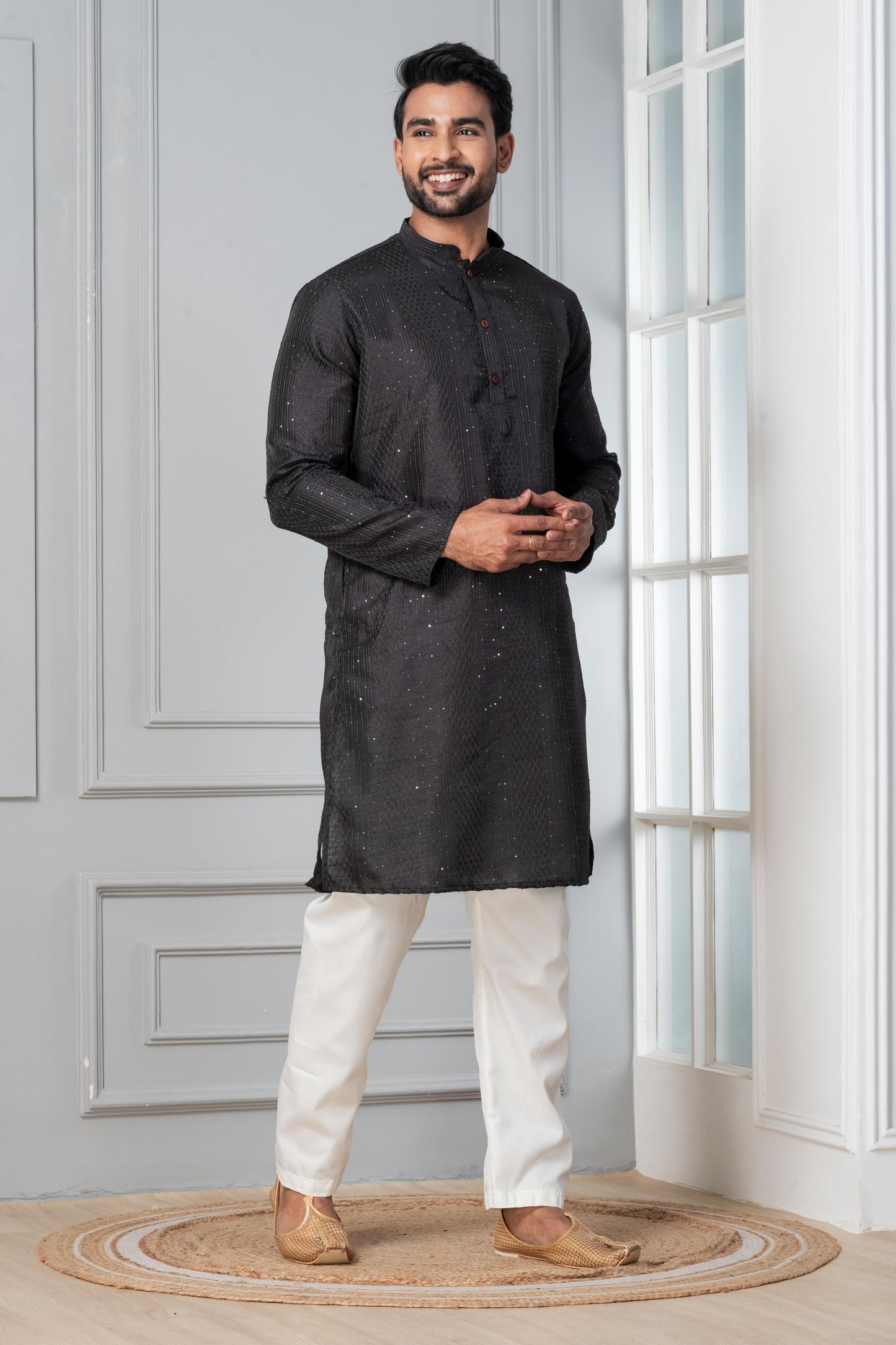 Zavaya Men Black Embroidery Silk Kurta - Dista