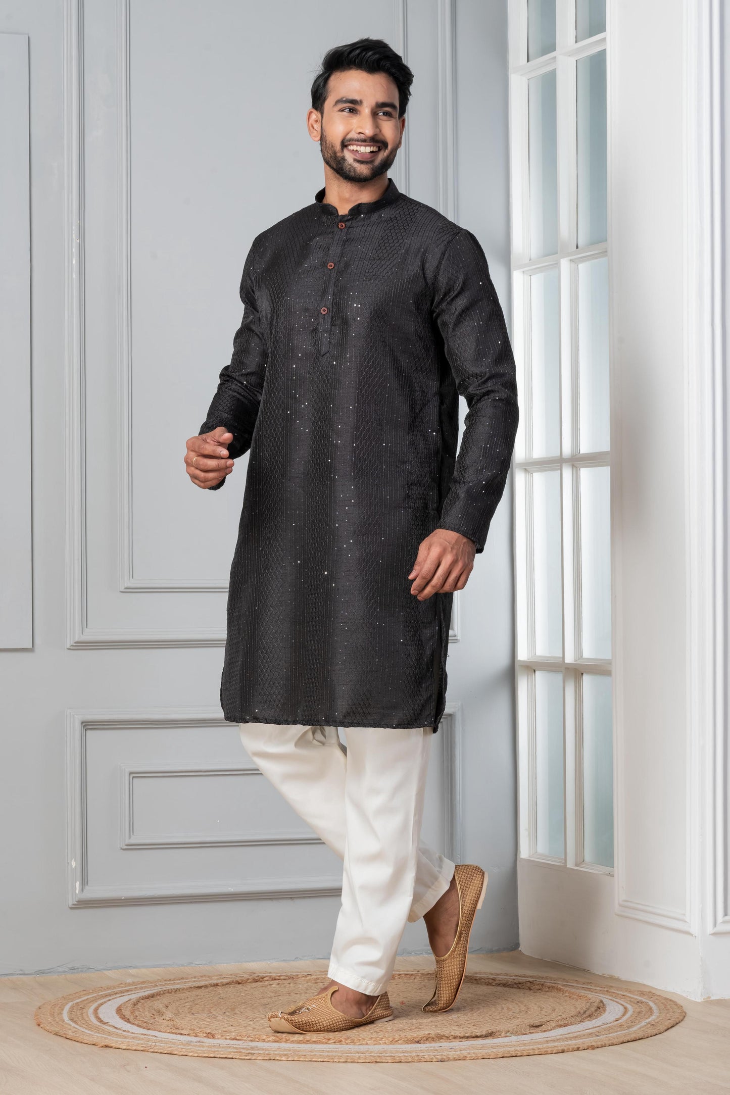 Zavaya Men Black Embroidery Silk Kurta - Dista