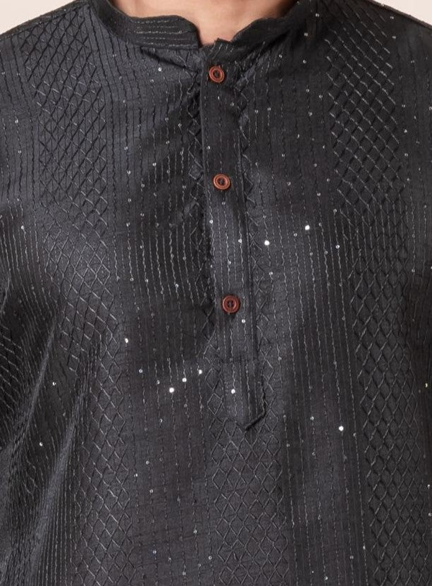 Zavaya Men Black Embroidery Silk Kurta Patiala Set