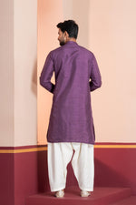 Thumbnail for Zavaya Men Purple Embroidery Silk Kurta