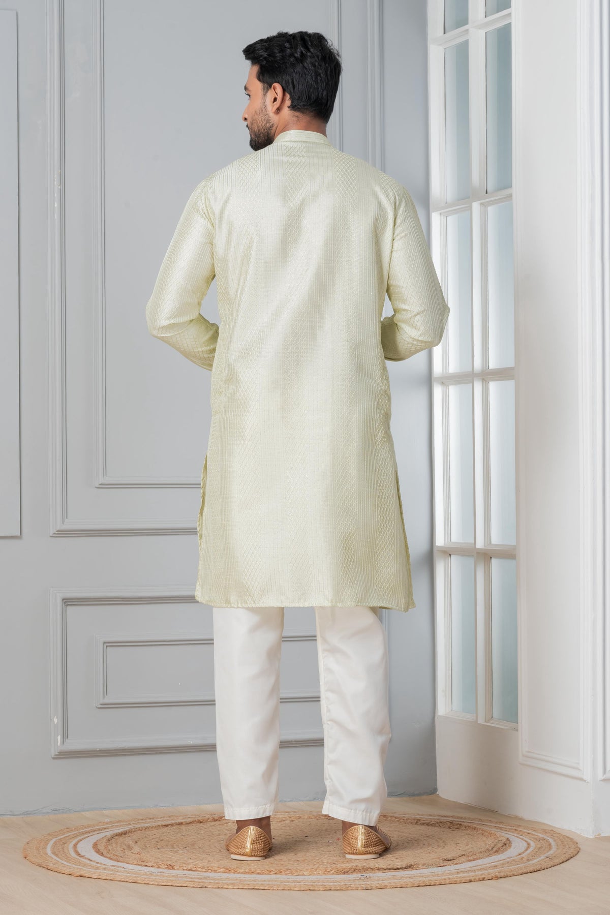 Zavaya Men Green Embroidery Silk Kurta - Dista