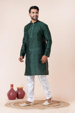 Thumbnail for Zavaya Men Dark Green Solid Banarasi Silk Kurta