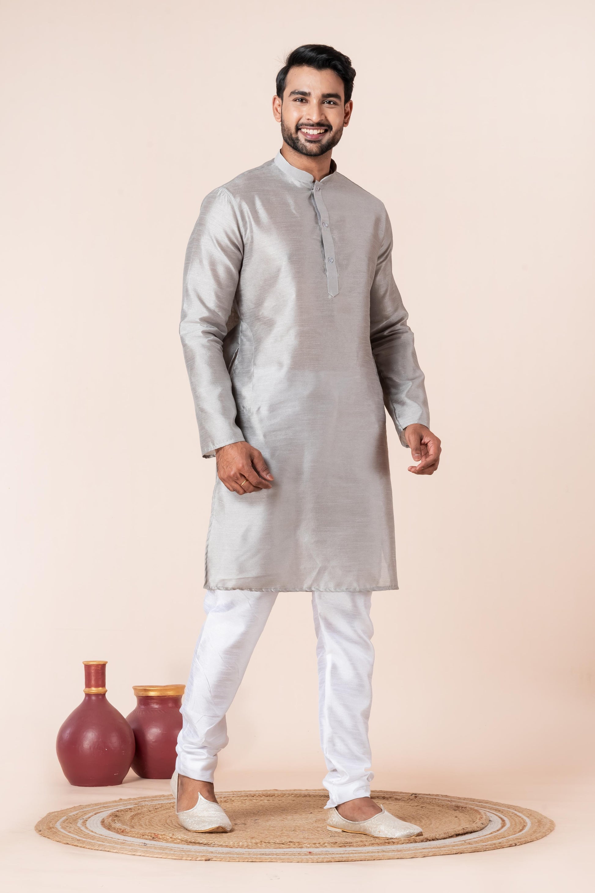 Zavaya Men Grey Solid Banarasi Silk Kurta - Dista